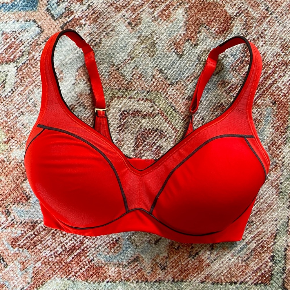 Red Natori Underwire Sports Bra